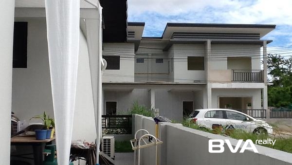 house for rent East Pattaya The Green Park Village