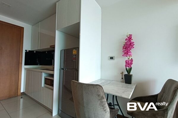 condo for rent Pratumnak The Peak Towers