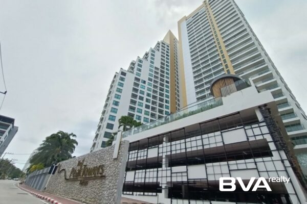 condo for sale Pratumnak The Peak Towers