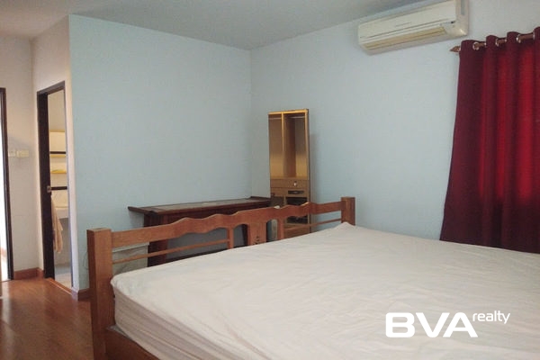 house for rent East Pattaya Tropical Village