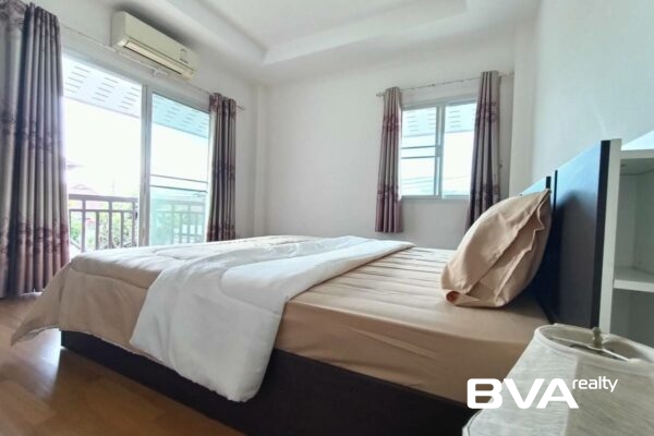 house for rent East Pattaya Tropical Village