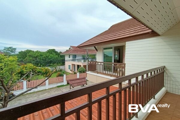 house for rent East Pattaya Tropical Village