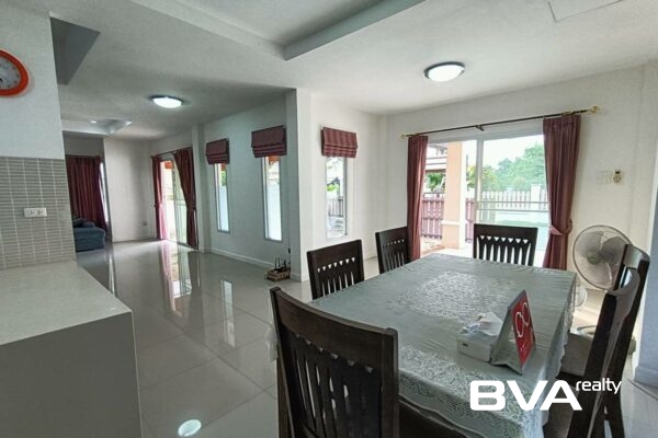 house for rent East Pattaya Tropical Village