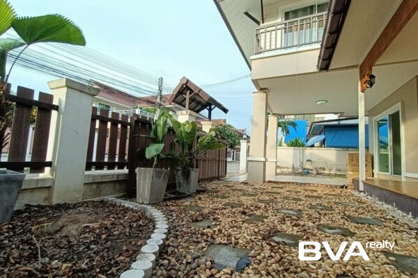 house for rent East Pattaya Tropical Village