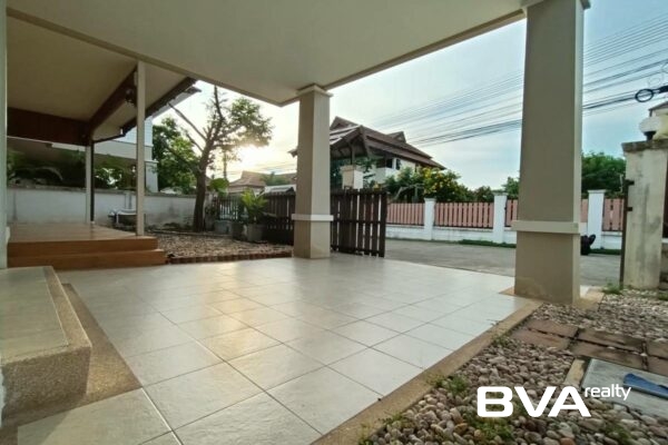 house for rent East Pattaya Tropical Village