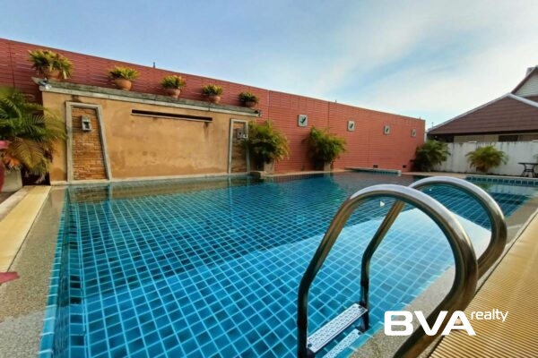 house for rent East Pattaya Tropical Village