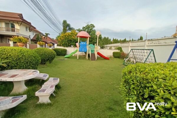 house for rent East Pattaya Tropical Village